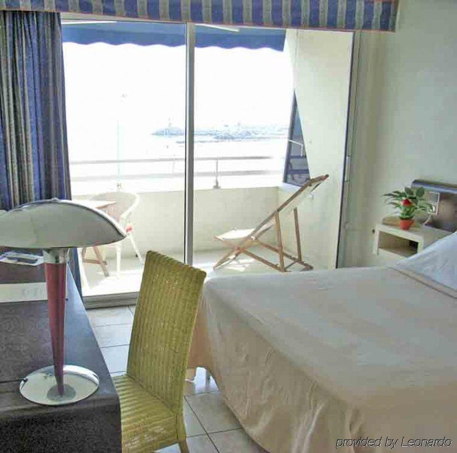 Brasilia Hotel Palavas-les-Flots Exterior photo